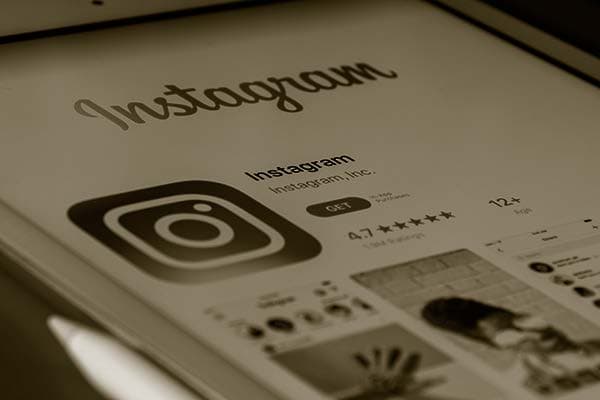 دانلود برنامه اینستاگرام برای موبایل